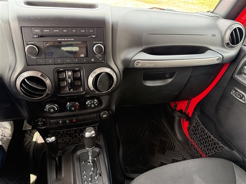 2015 Jeep Wrangler Unlimited Sport - Photo 10